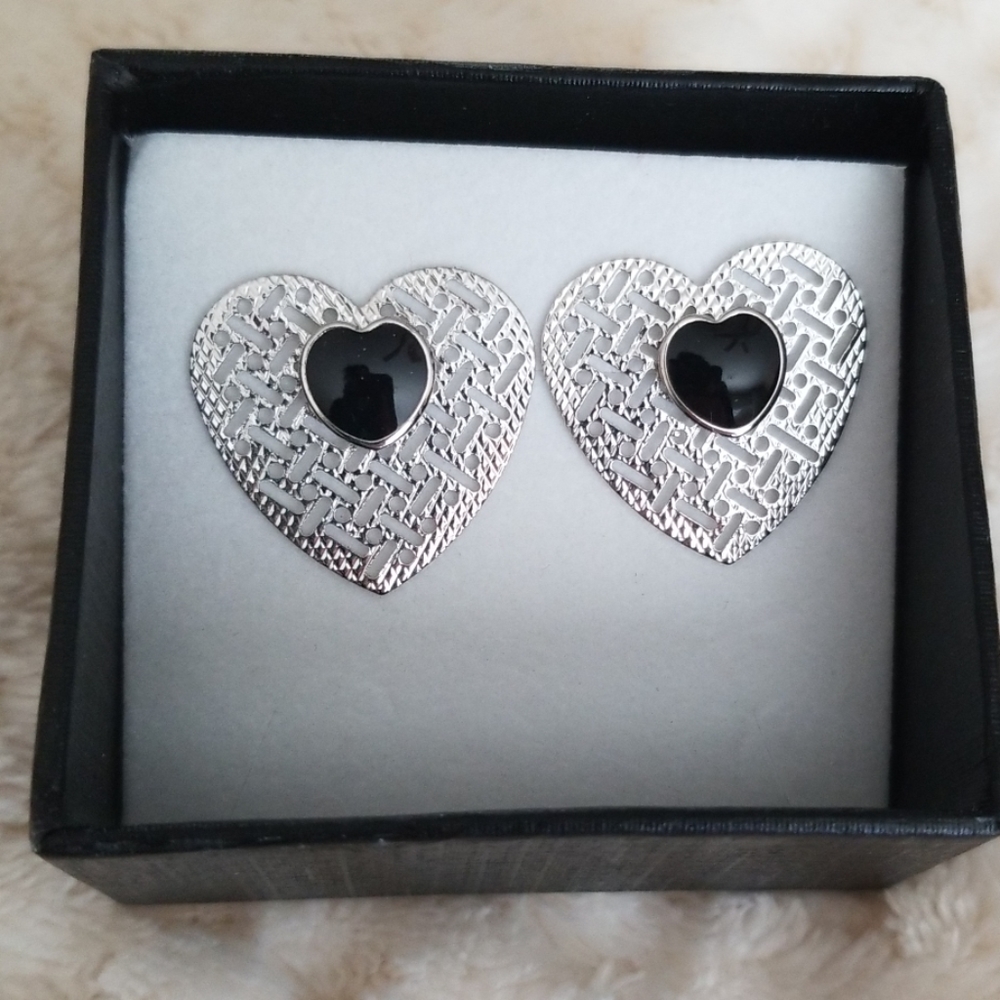 🆕️ Sterling Silver Heart Earrings